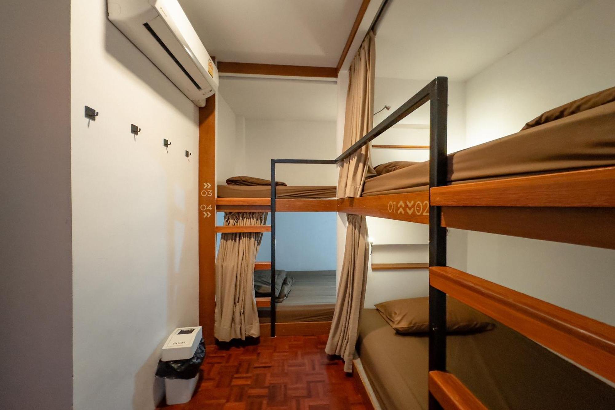 Once In A Blue Moon Cafe And Hostel Chiang Mai Extérieur photo